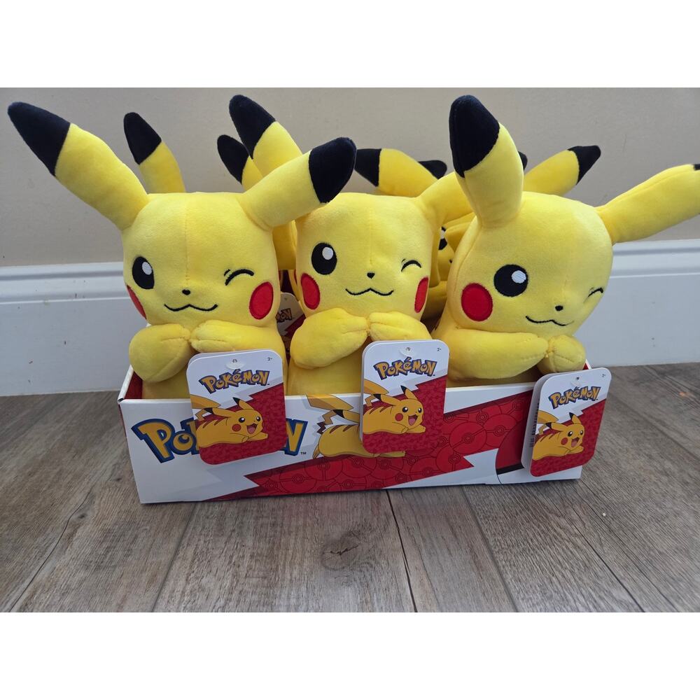 Pokémon Pikachu 8" Plush Winking Jazwares Lot of 6 With Display Box NWT